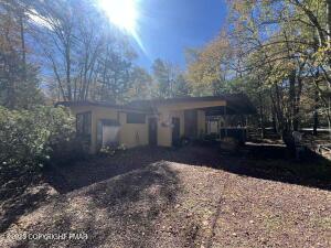 25 Red Oak Road Lake Harmony